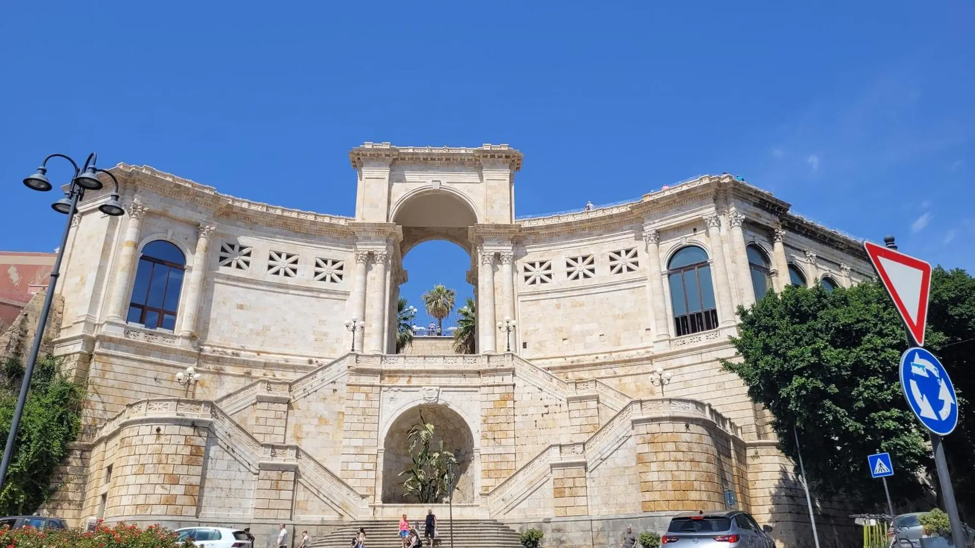 Dimora Luxury Canelles Cagliari Apartmán